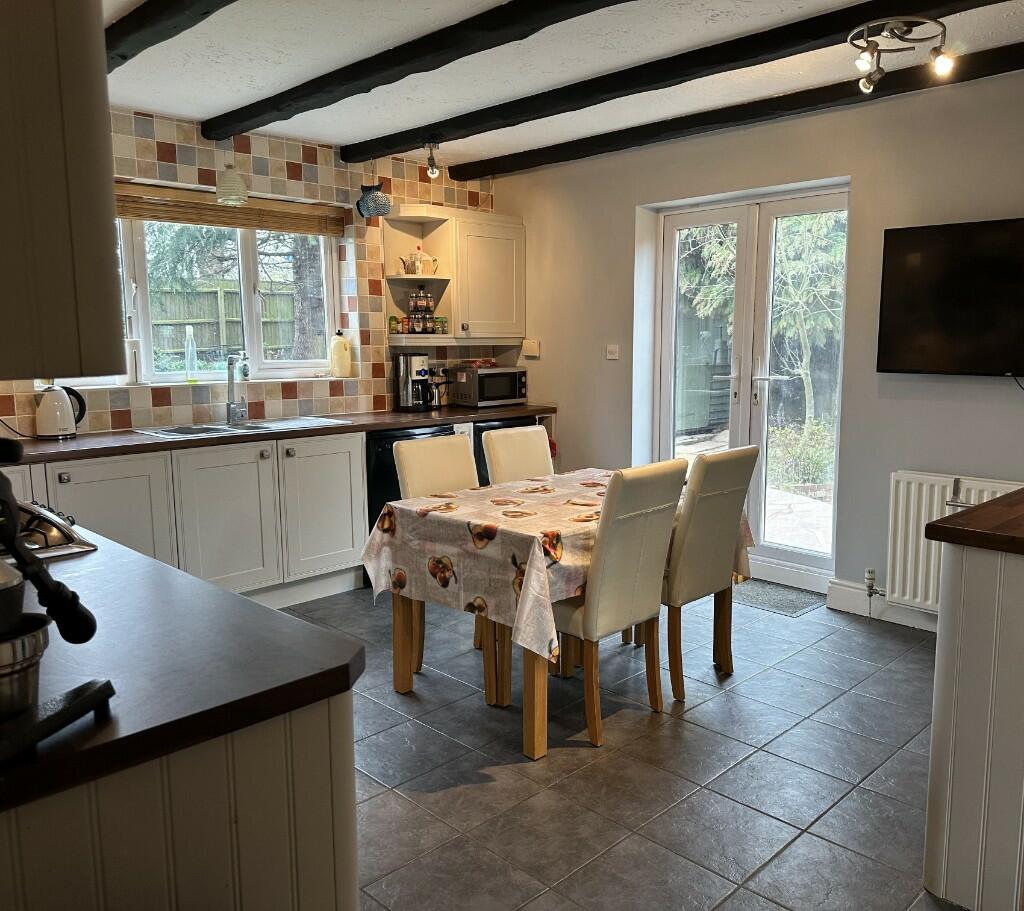 Fitted Kitchen