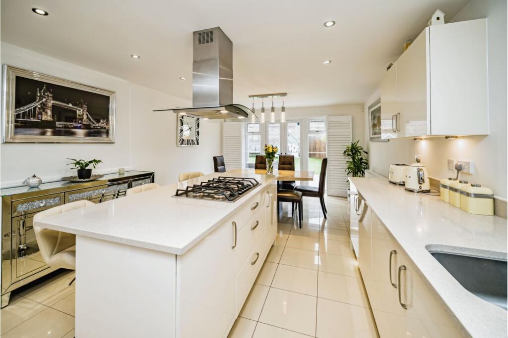 Kitchen/Family Room