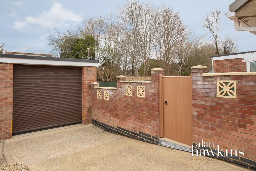 Garage &amp; Rear Gate