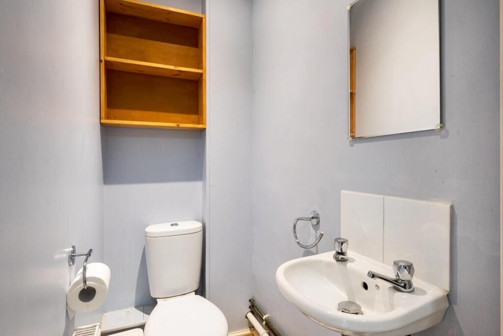 14 St Peters Terrace, Bath, BA2 3BT-14.jpg