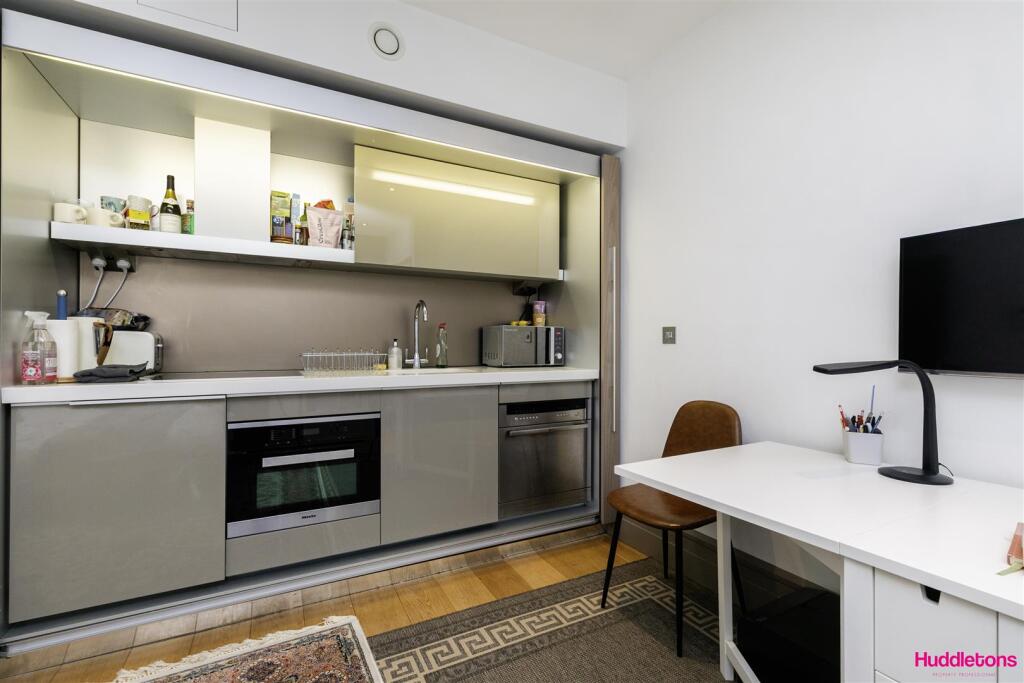 Flat 5  33 Dorset Square -7.jpg