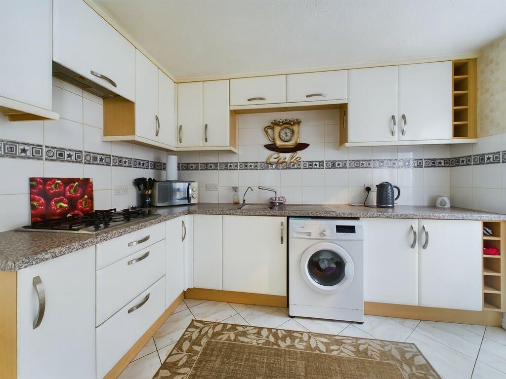 CAM02089G0-PR0382...