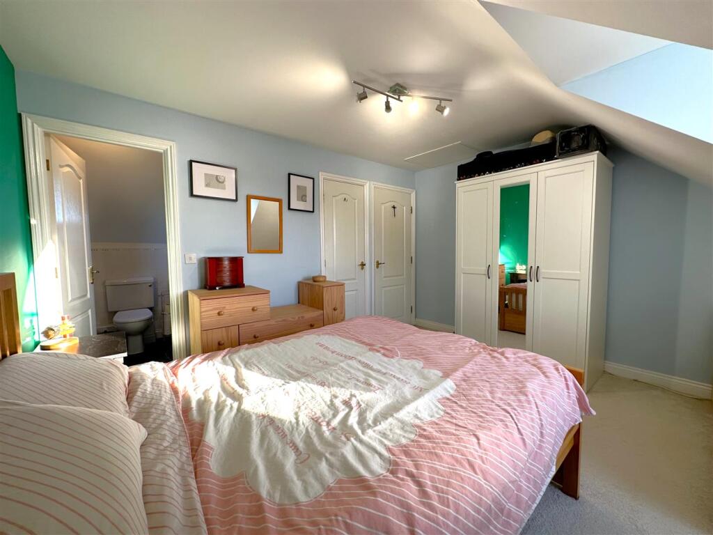 Bedroom One Into En-Suite 433