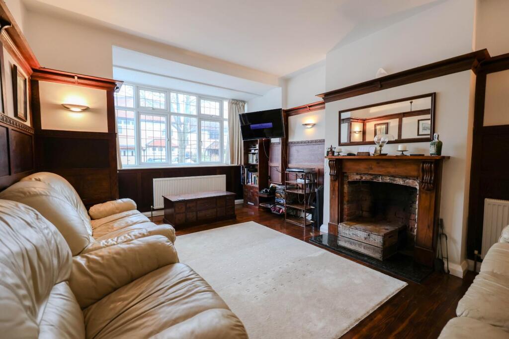 Ground Floor Lounge