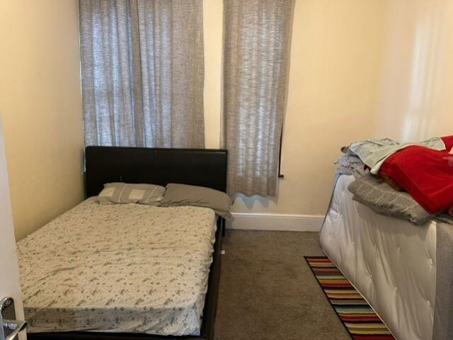 Bed2