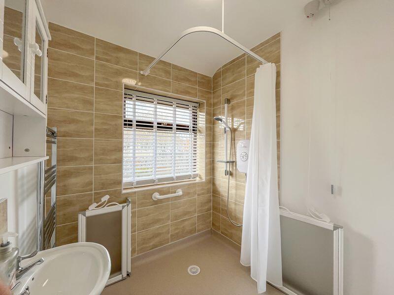 WET ROOM