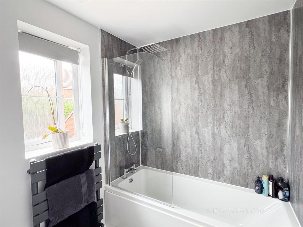 13 Sulgrave St Barton Seagrave-19.jpg