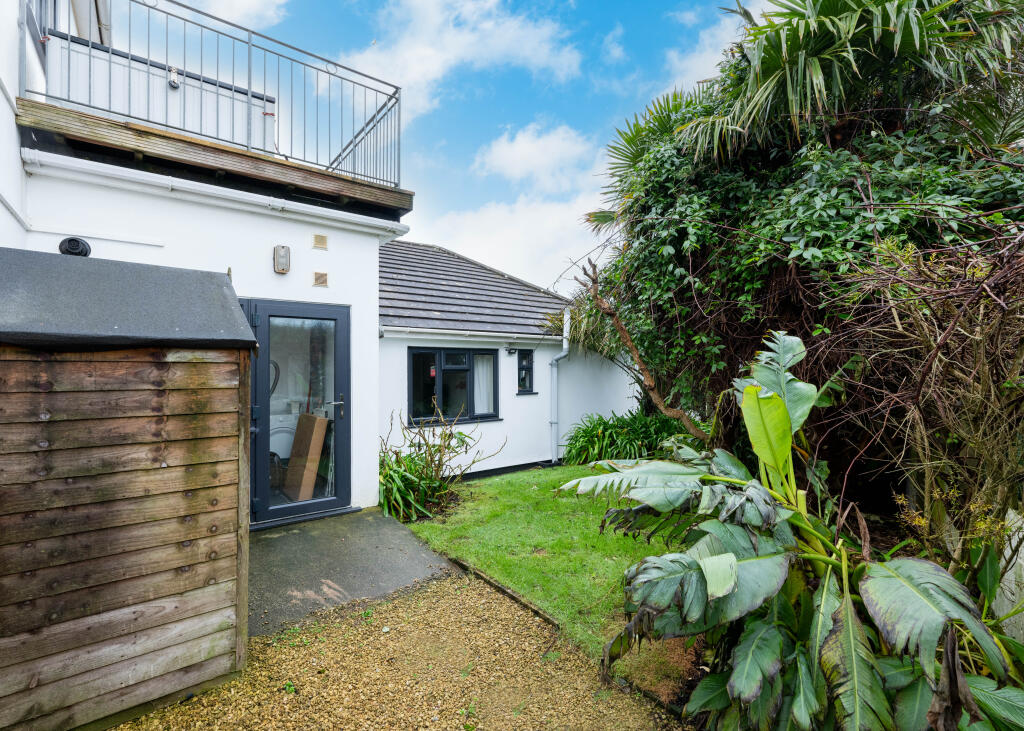 67aa02350e541_Trelawney Court 2-27