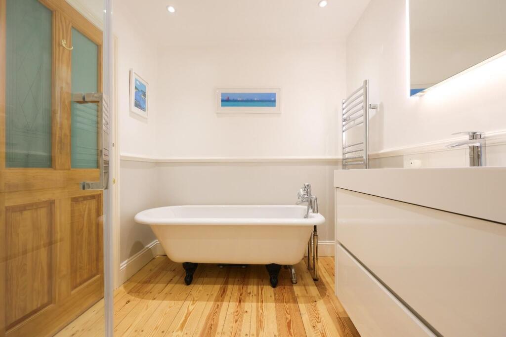 4@12 Oakfield Grove 21.JPG