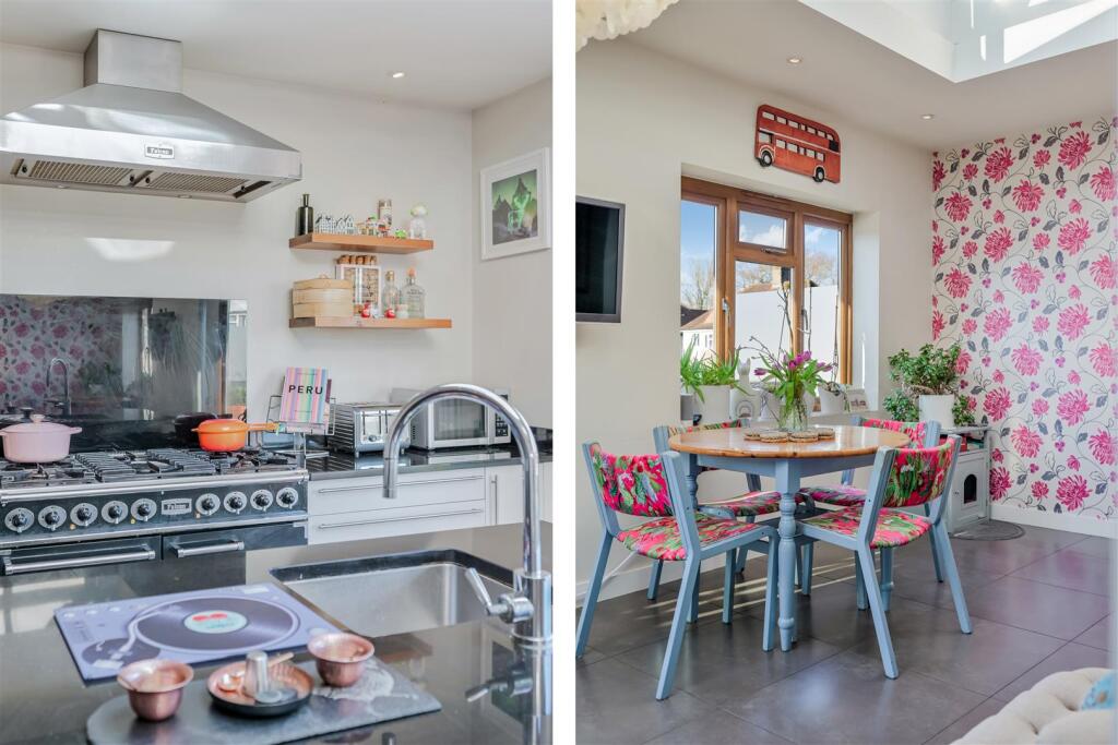 AMBERLEY GARDENS (20 FROM 34)-24_.jpg