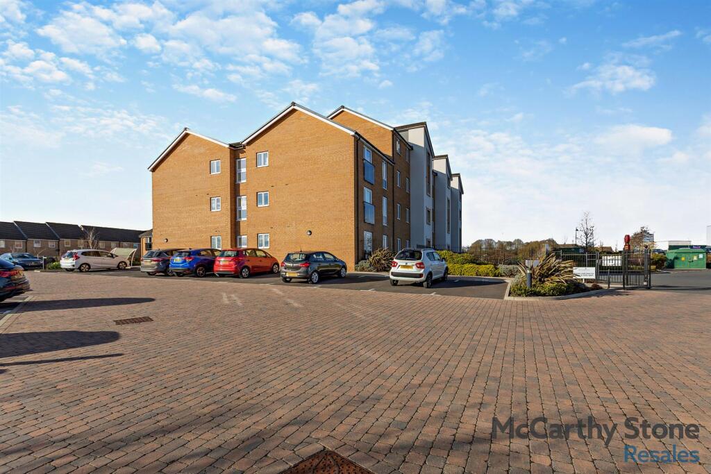 8637877-exterior03-800.jpg