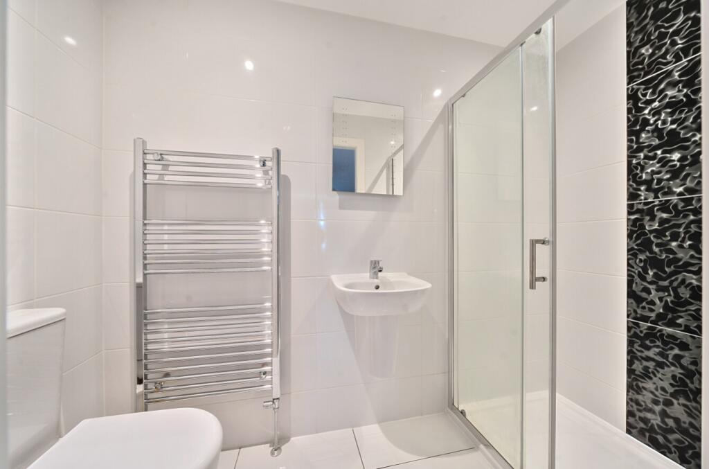 Estate Agent in Harrogate En Suite