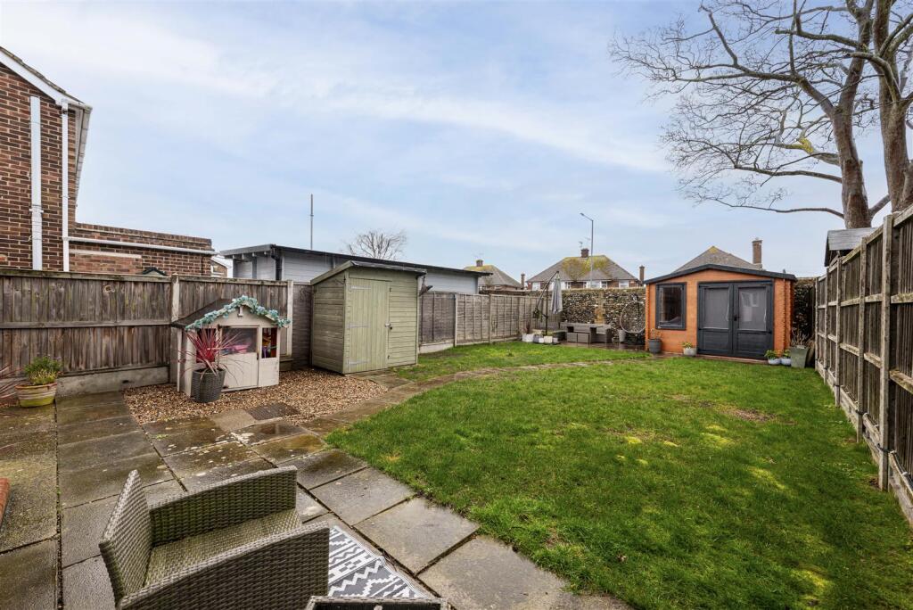 3 bedroom home for sale in Alicia Avenue Margate b