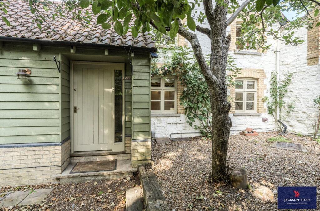 House and Garden D