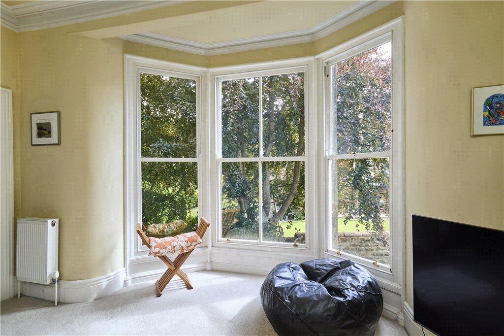 Sitting Room Bay