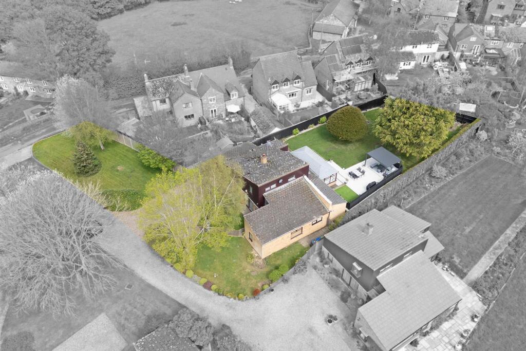 Mayfields, 1 Manor Close