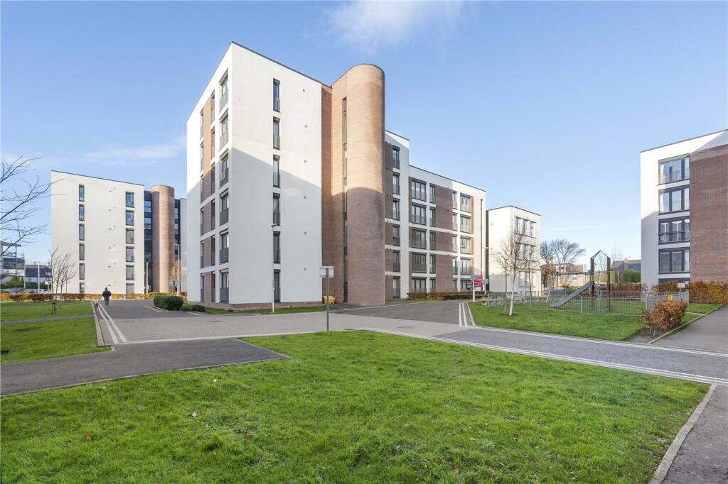 Arneil Place 19