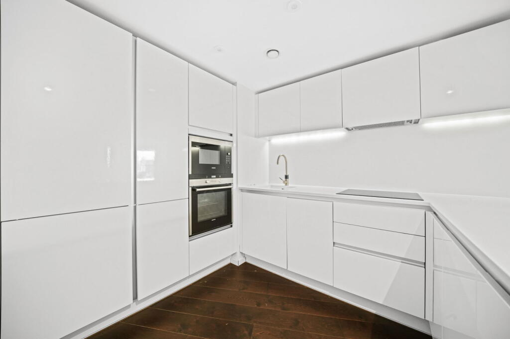 City Road, London, EC1V 1AQ