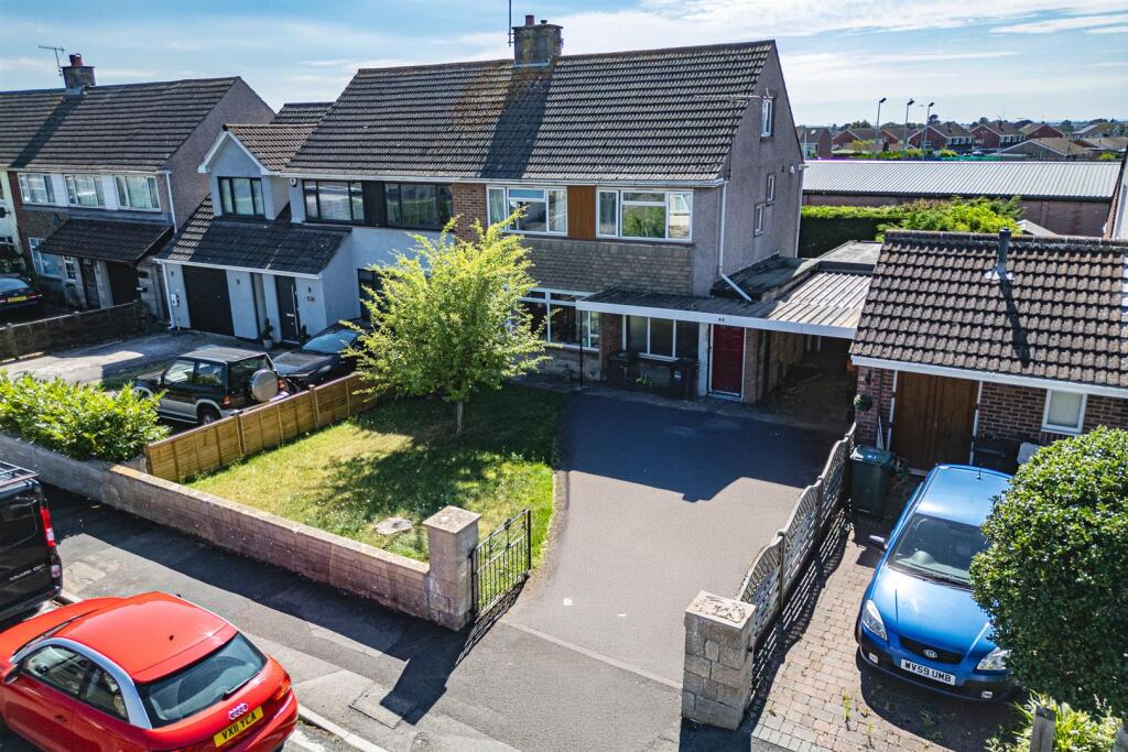 44 Hillcrest Road, Nailsea, North Somerset BS48 2J