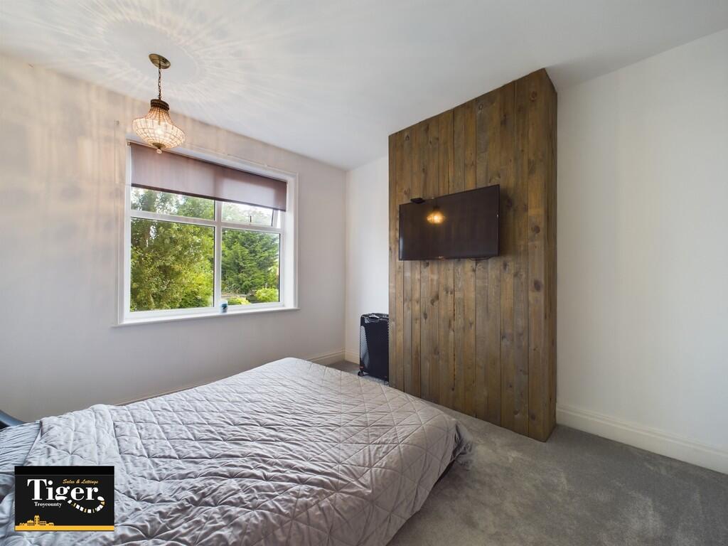 CAM02176G0-PR0315...