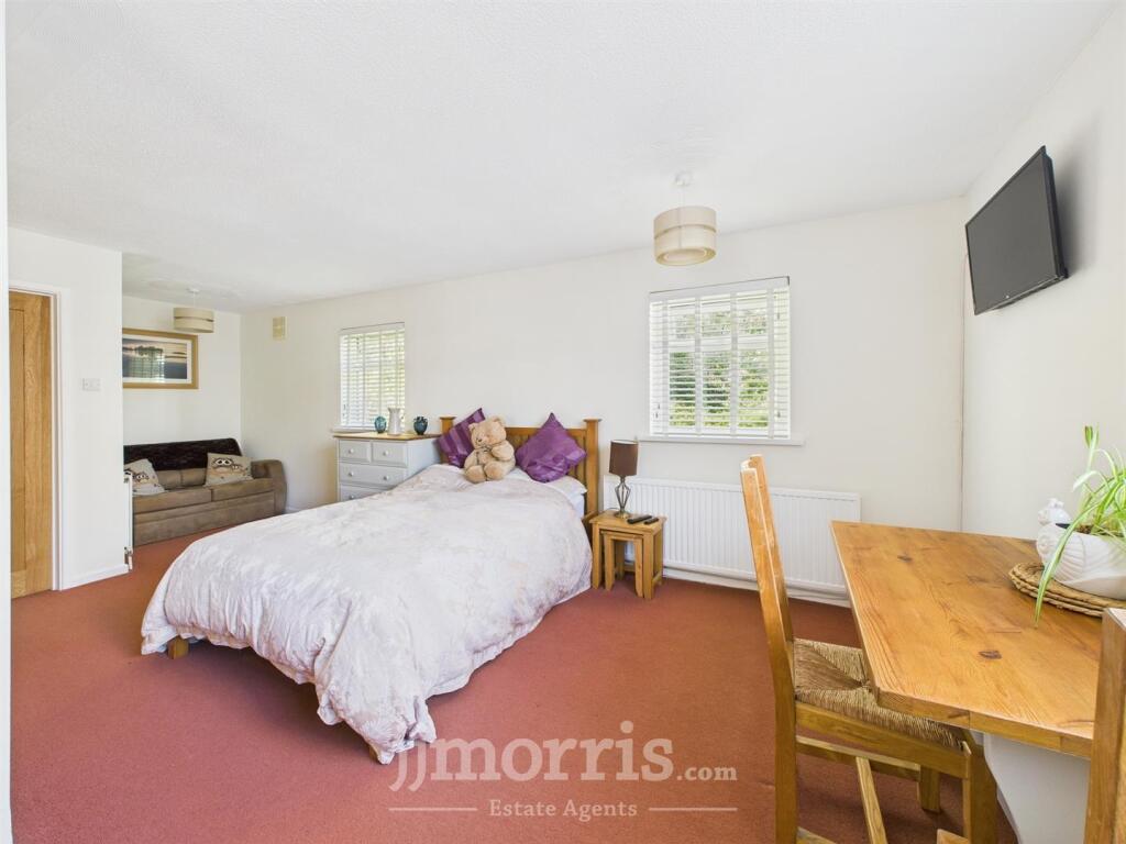 Living/Kitchen/Dining Area