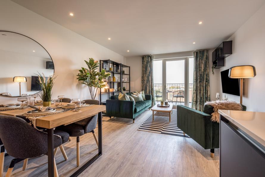 Lampton Parkside Dining/living room 2