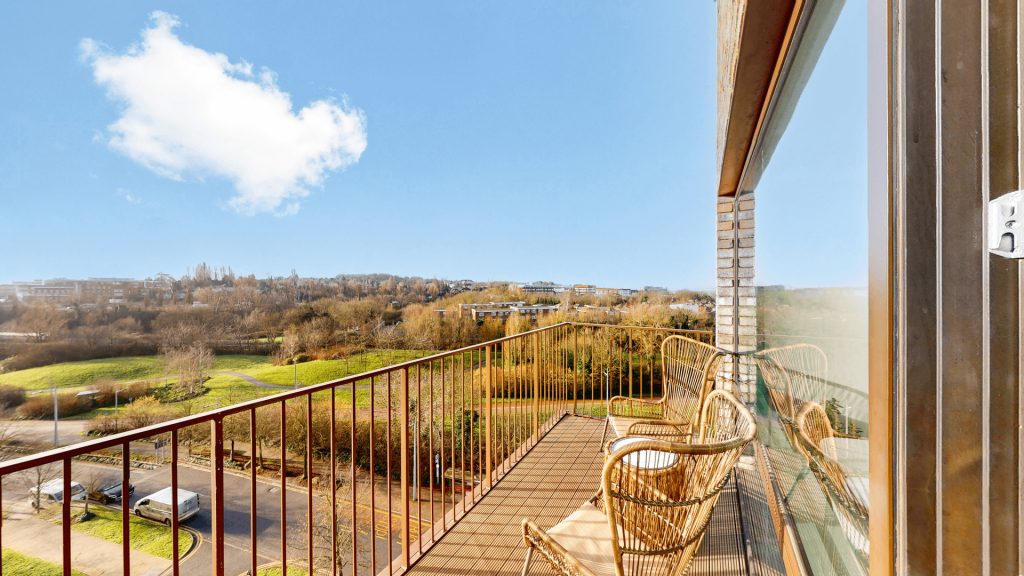 BALCONY ONE