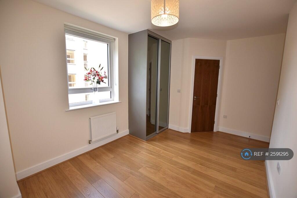 Ensuite Master Bedroom