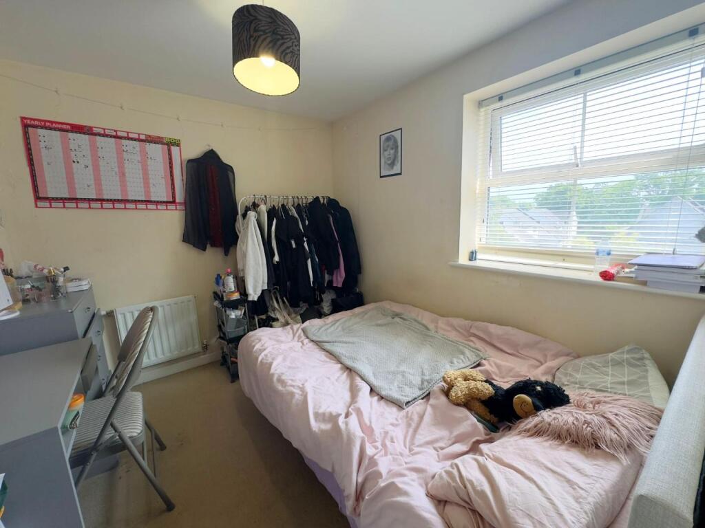 Bedroom 2.jpeg