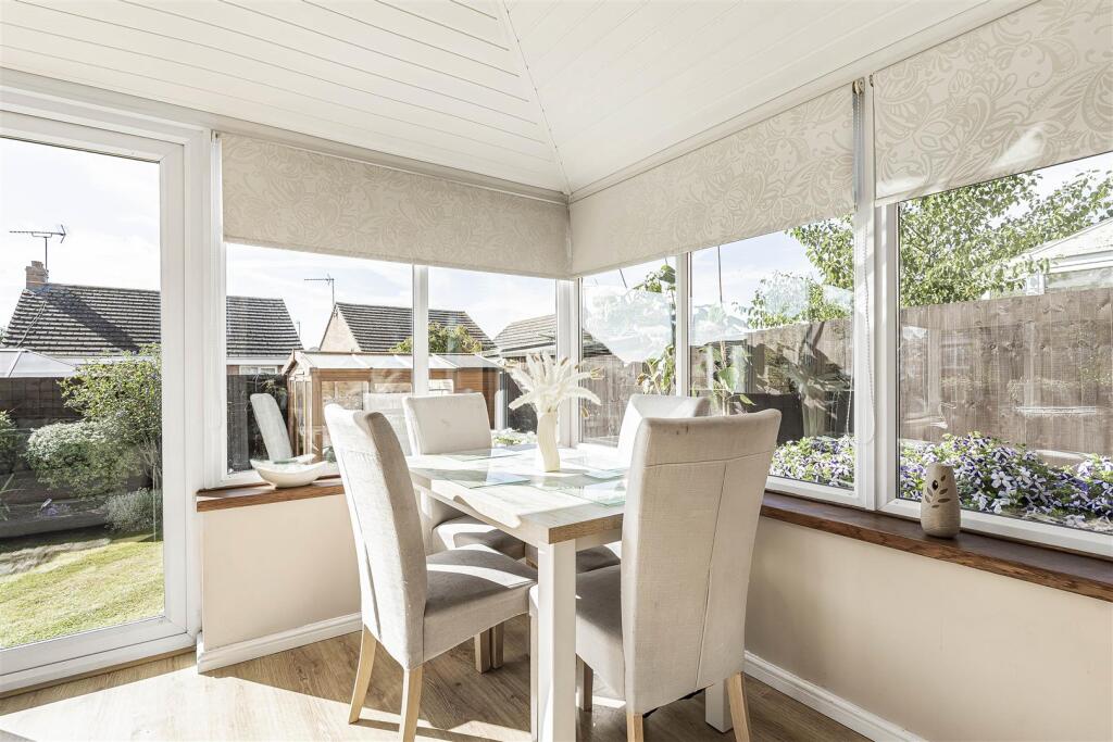 7 Preston Drive