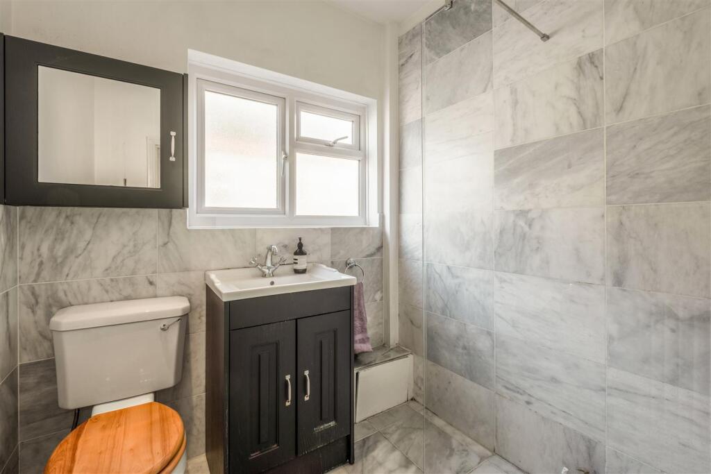 48 Braemore Road_10.jpg