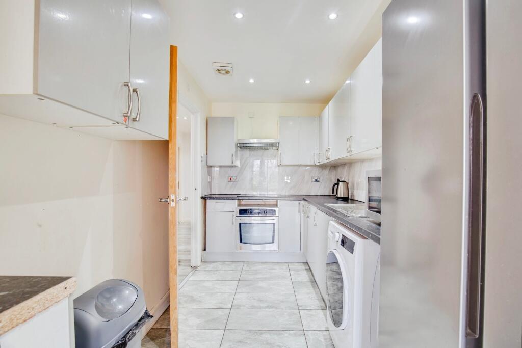 Kitchen 2