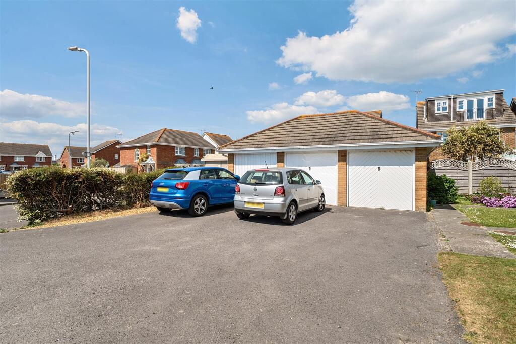 Garage &amp; Parking