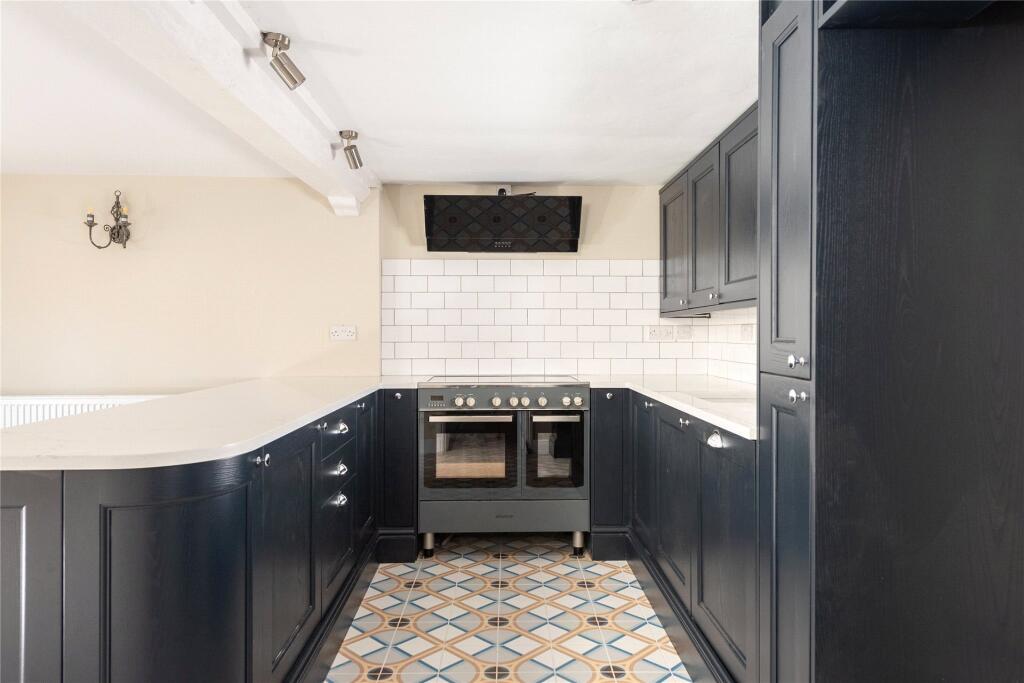 Kitchen/Breakfast Rm
