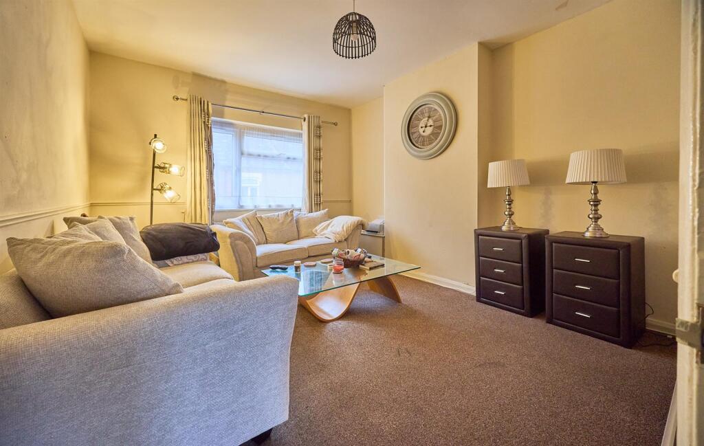 Lounge Dining room to rear