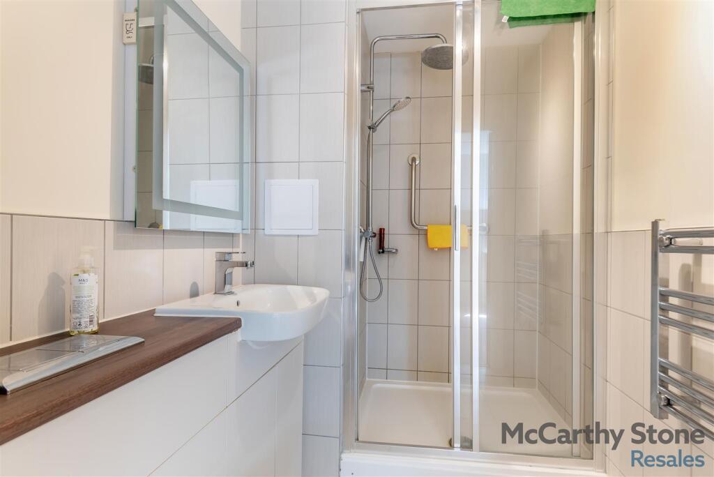 8661283-interior17.jpg
