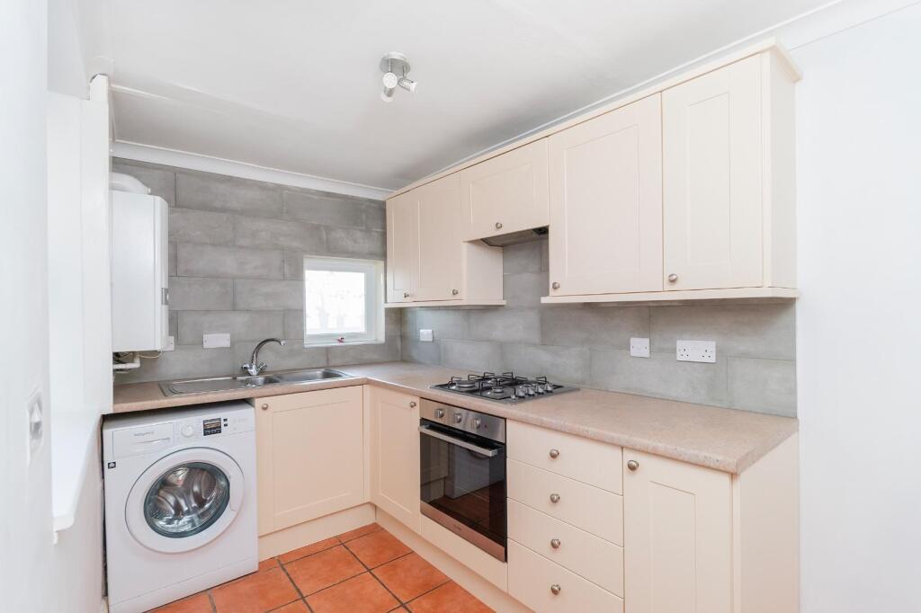 6S1CTN- Kitchen B.jpg