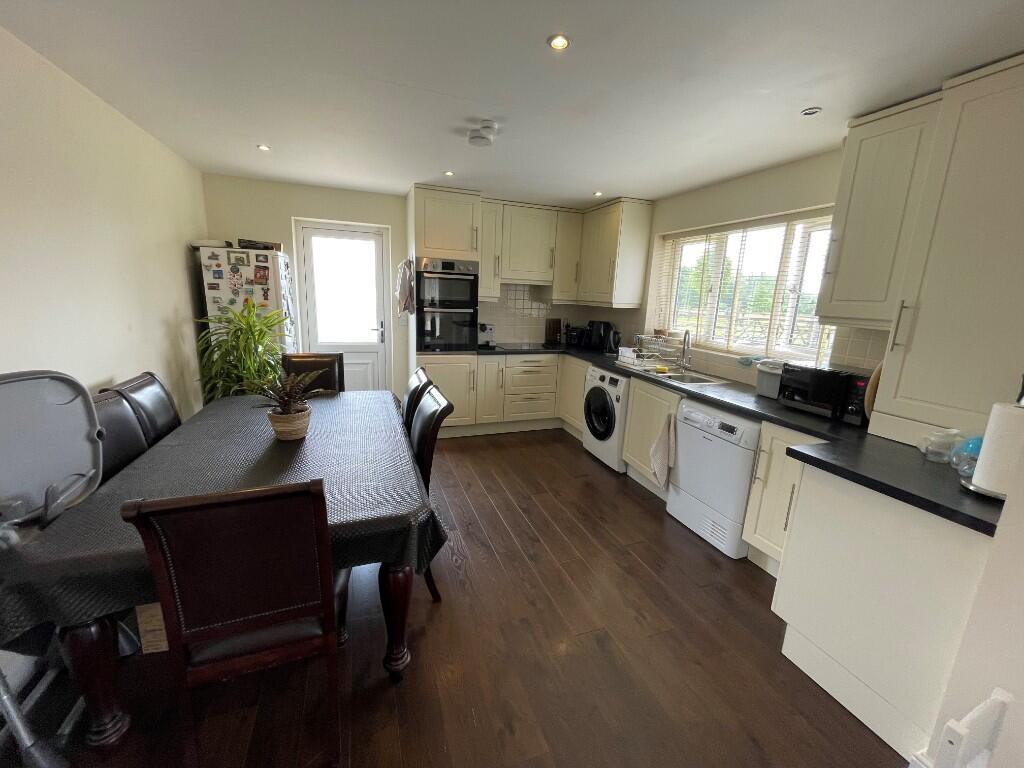 Kitchen Dining room