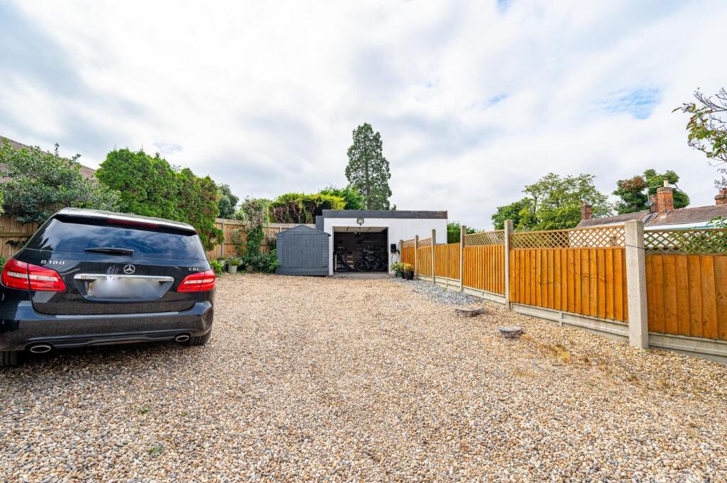 Garage &amp; Driveway
