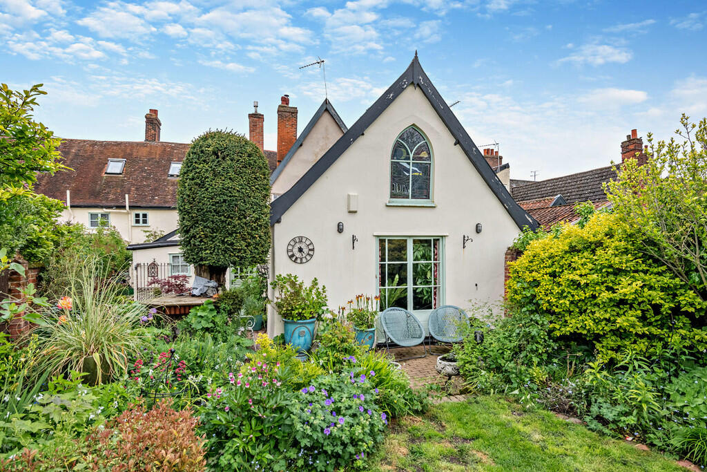 8598428-exterior0...