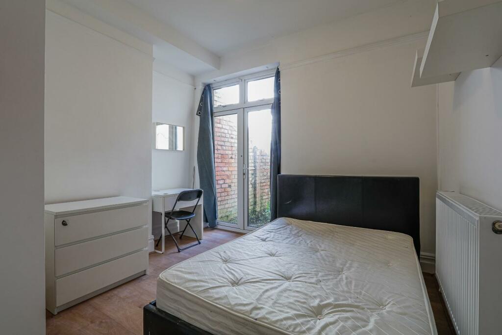 92 Colum Road-9.jpg