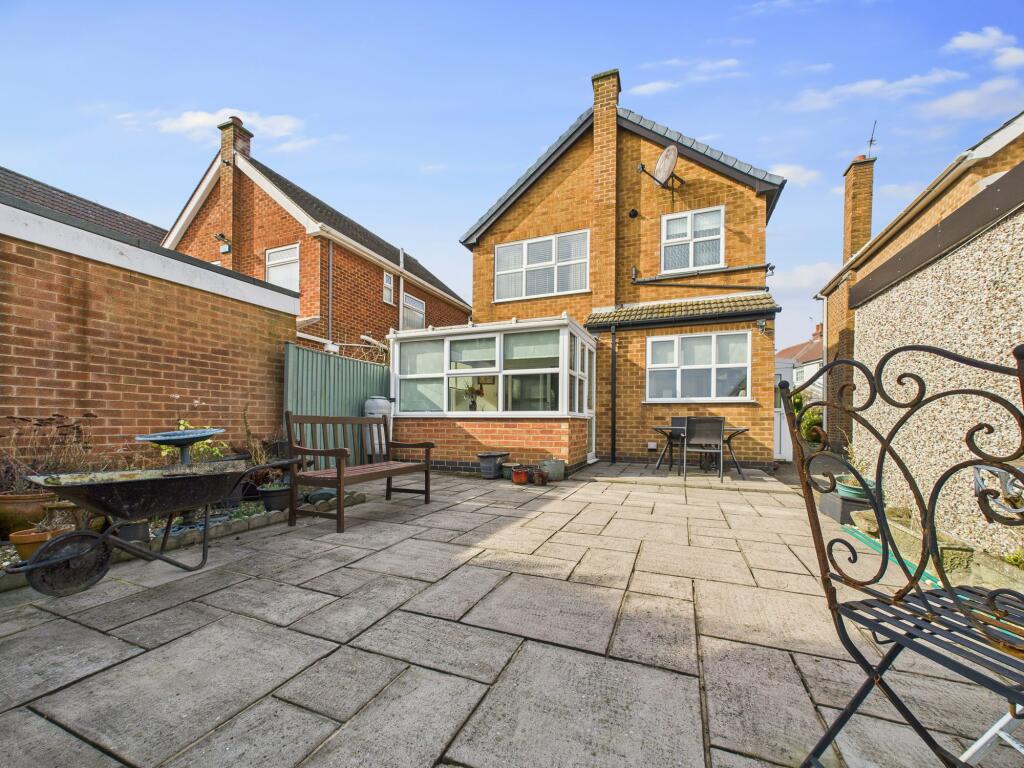 Rear Courtyard Garden