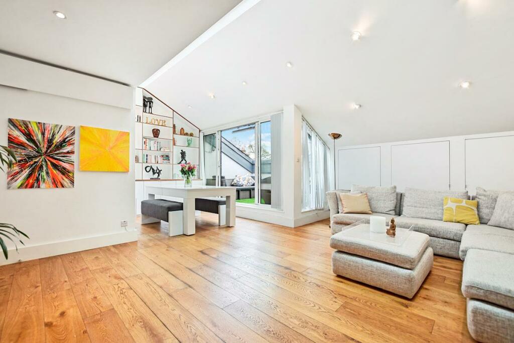 Living/Dining Room