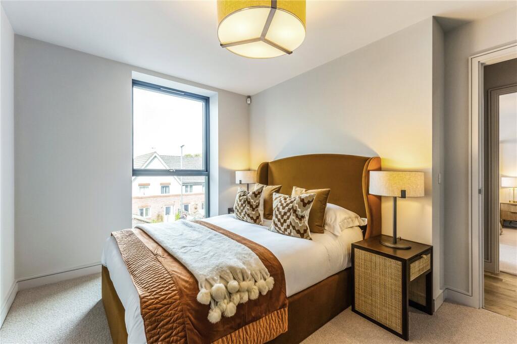 Show Apartment