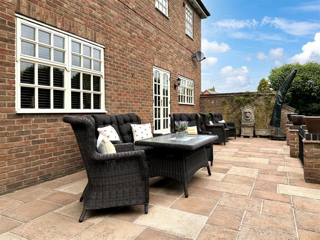 Raised SunTerrace 382