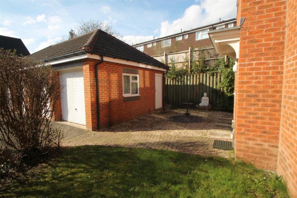 13400_33814495_IMG_28_0000