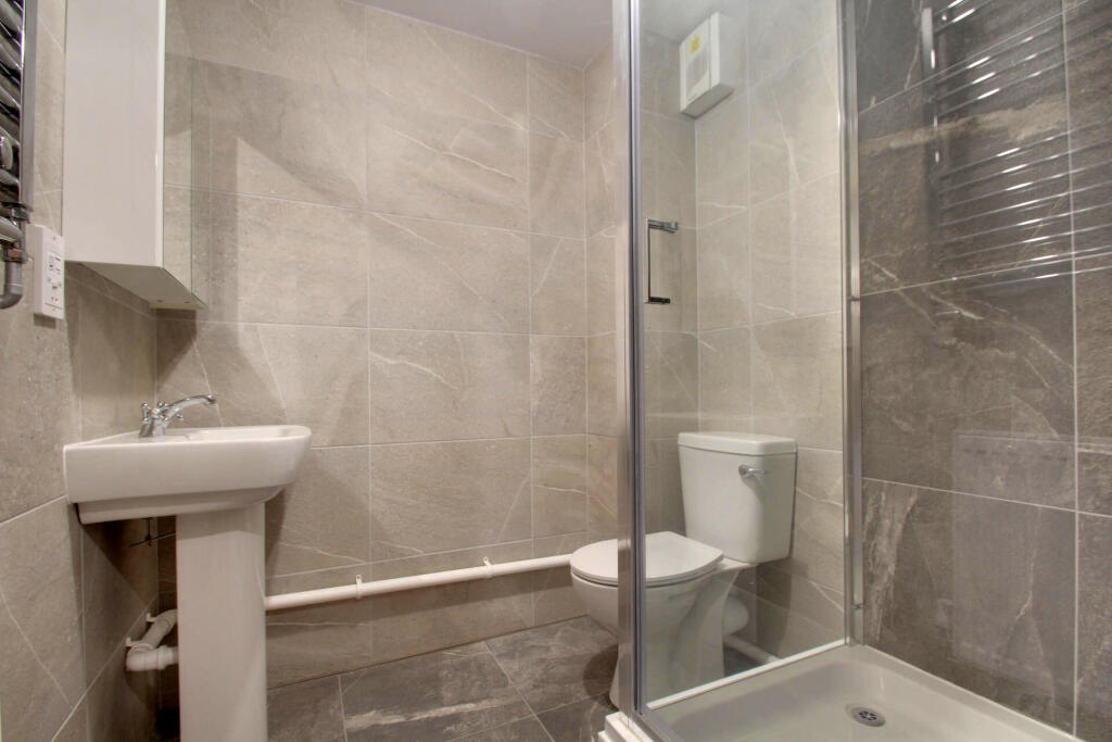 Shower-WC