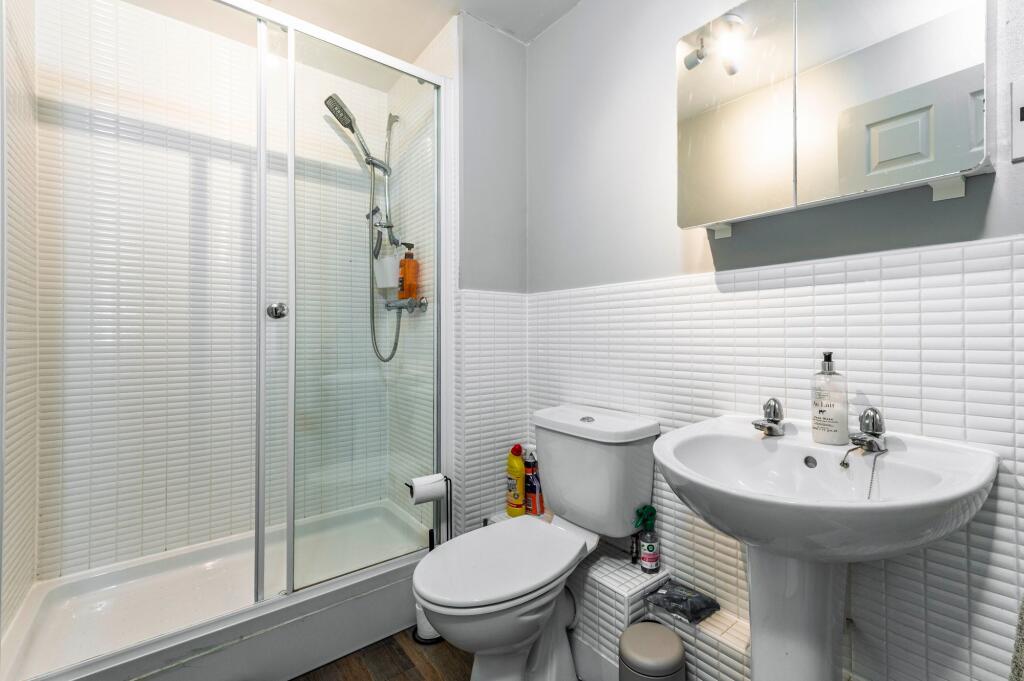 Bedroom One En-suite