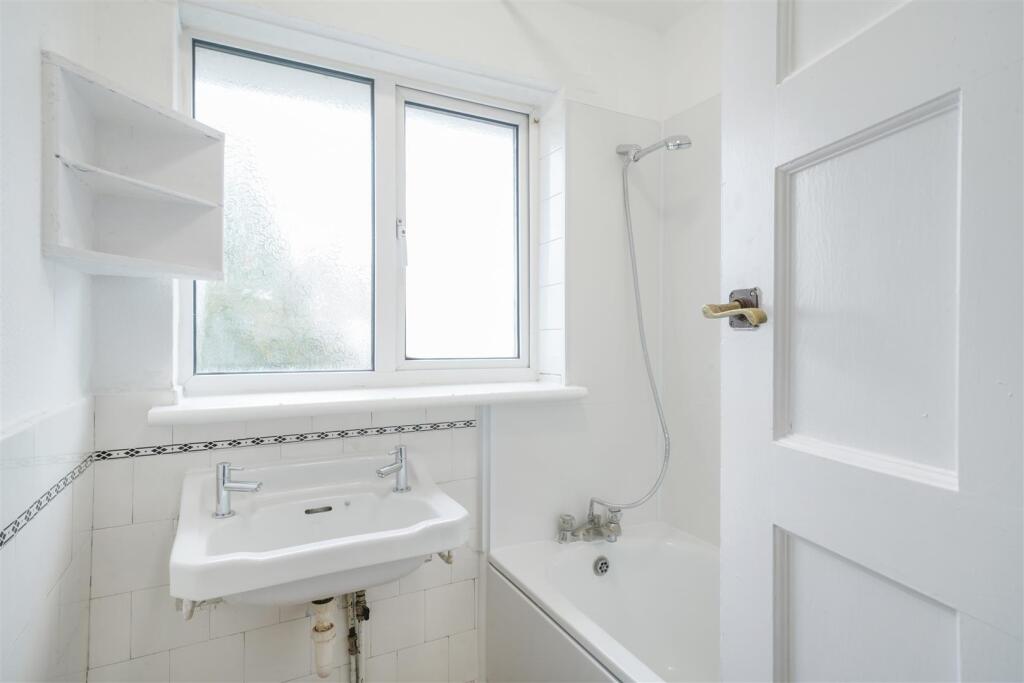 79 St. Michaels Avenue - 5yu1zBU9Z4nz5ce6A4O6.jpg