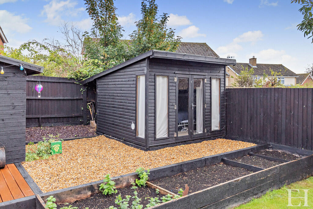 8660207-exteriorW...